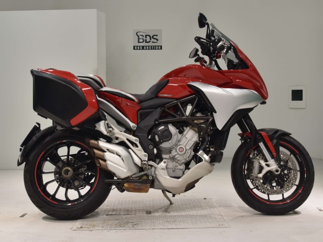 MV Agusta TURISMO VELOCE 800R 2015