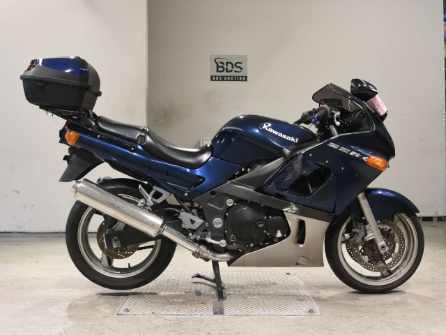 Kawasaki ZZ-R400 2005