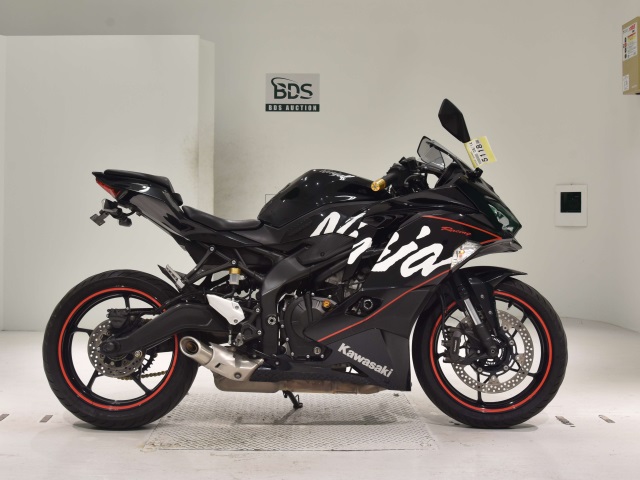 Kawasaki NINJA ZX-25R 2021