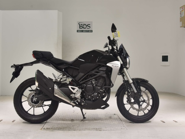 Honda CB250RA 2018