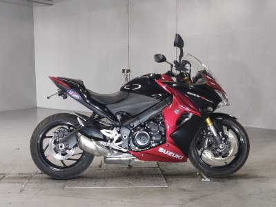 Suzuki GSX-S1000F 2016