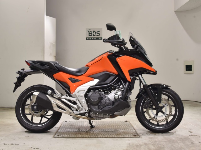 Honda NC750X 2024