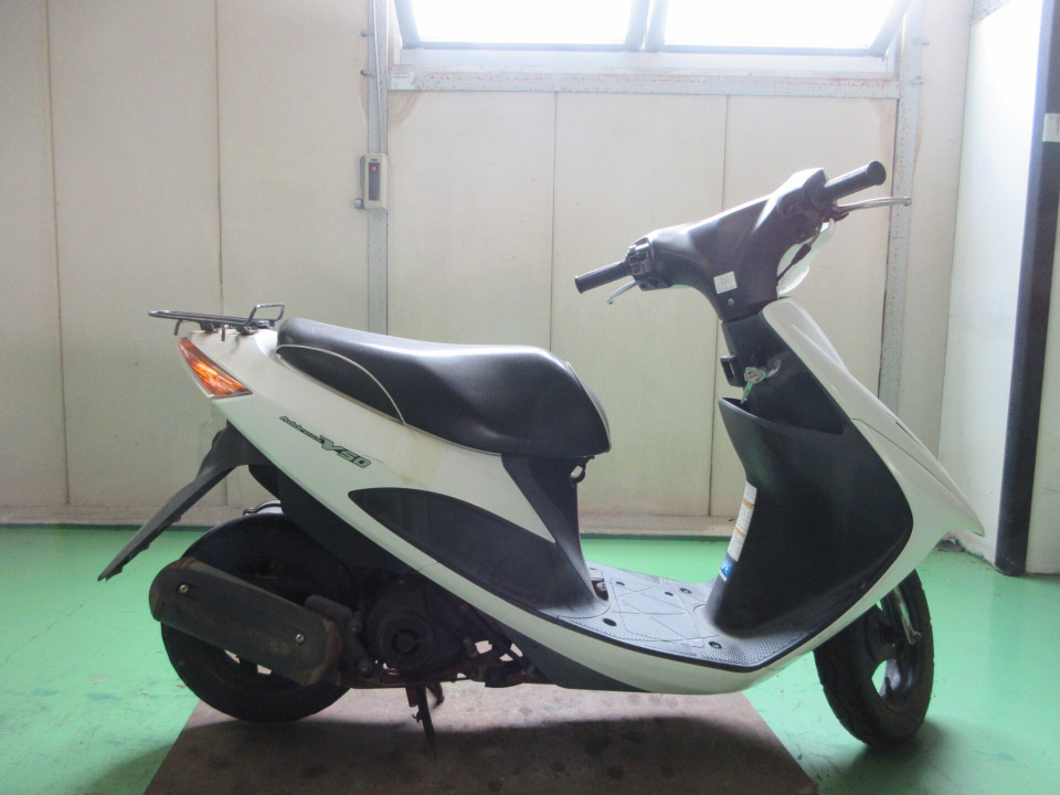 Suzuki ADDRESS V50
