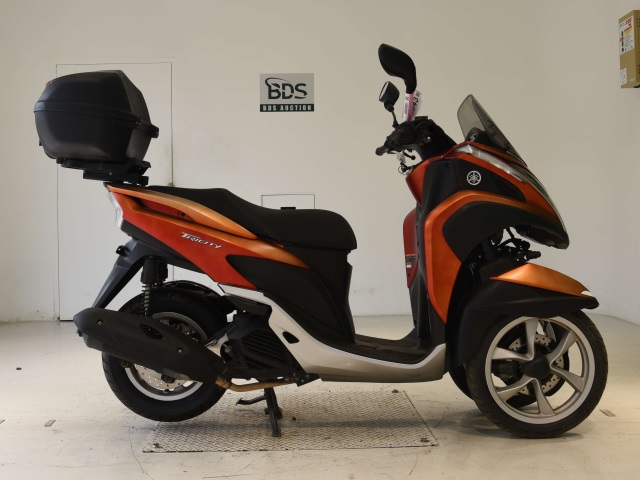 Yamaha TRICITY 125