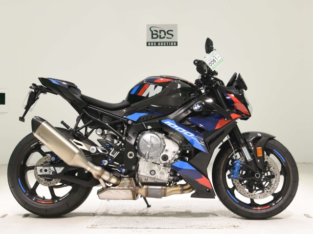 BMW M1000R 2023