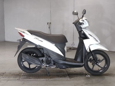 Suzuki ADDRESS V110