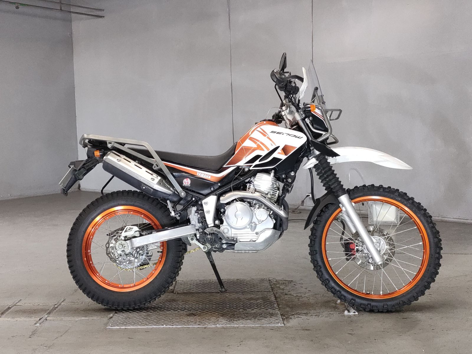 Yamaha SEROW XT250 2018