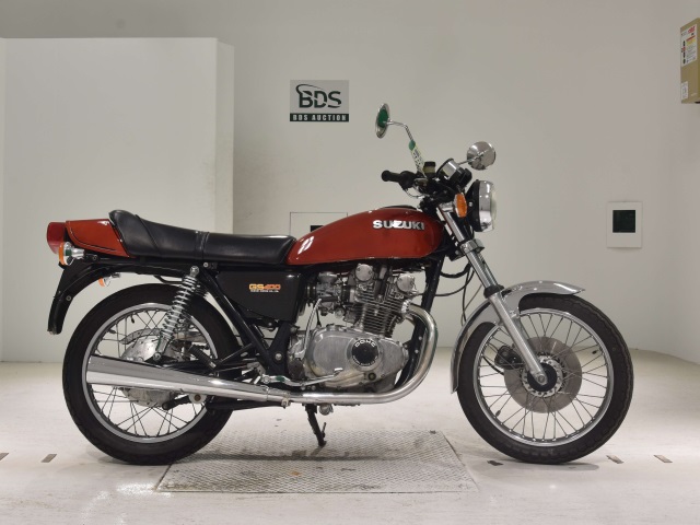 Suzuki GS400 2024