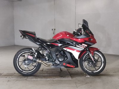 Suzuki GSX250R