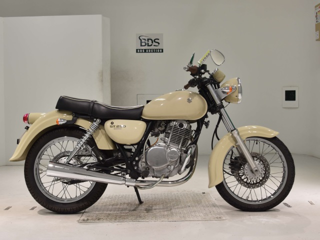Suzuki ST250E