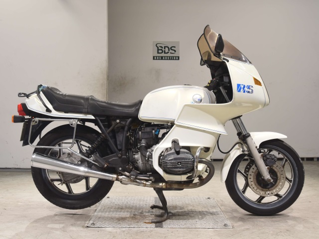 BMW R100RS