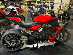 Ducati DIAVEL 2023