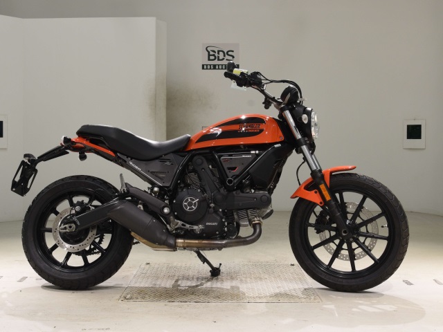 Ducati SCRAMBLER SIXTY2 2016