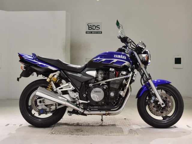 Yamaha XJR1300 2000