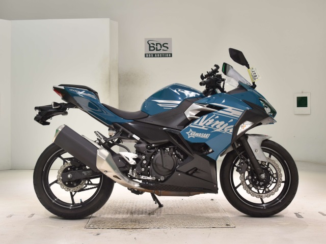 Kawasaki NINJA400 2021