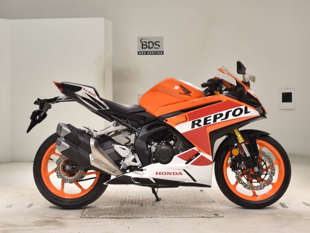 Honda CBR250R 2023
