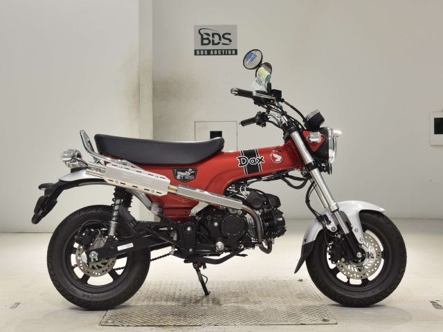 Honda DAX125 2022
