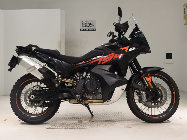KTM 790 ADVENTURE 2024