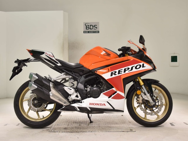 Honda CBR250RR 2023