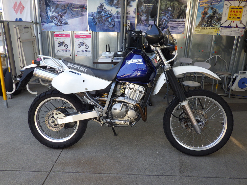 Suzuki DJEBEL250XC