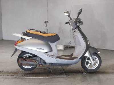 Honda LEAD100 2001