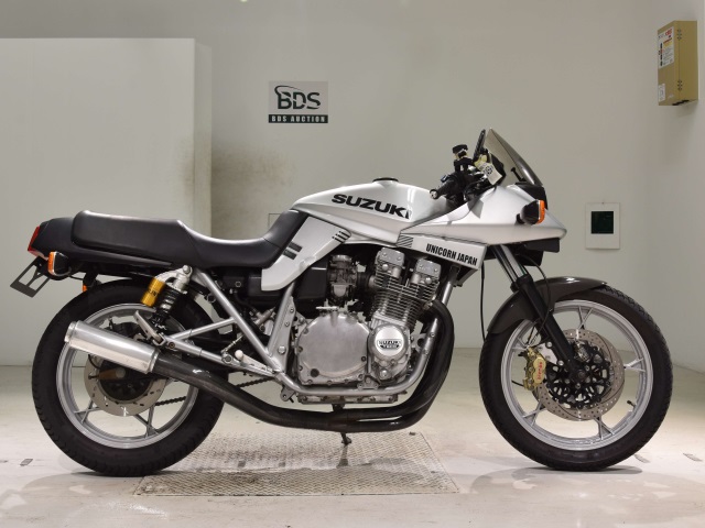 Suzuki GSX750S KATANA 1982
