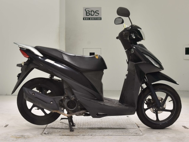 Suzuki ADDRESS V110