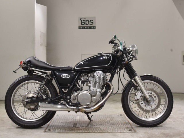 Yamaha SR400 2006