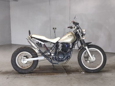 Yamaha TW200 2001