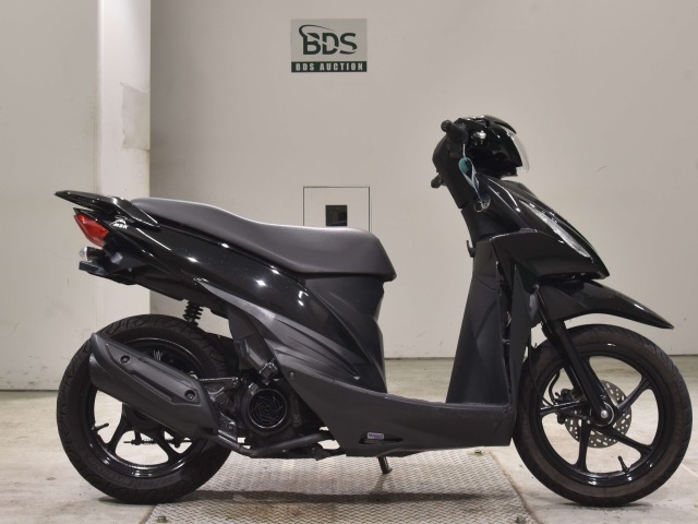 Suzuki ADDRESS V110