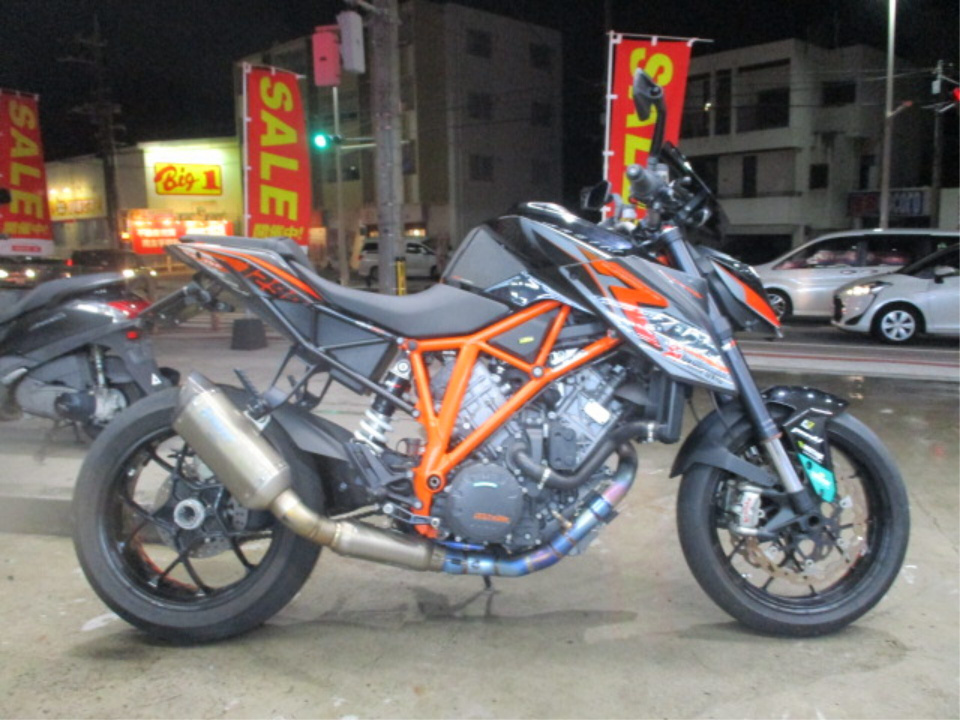 KTM 1290 SUPERDUKE R 2014