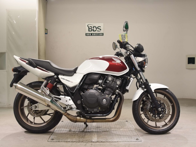 Honda CB400SF 2018