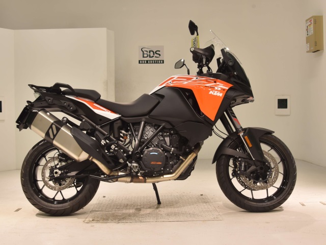 KTM 1290 SUPER ADVENTURE S 2020
