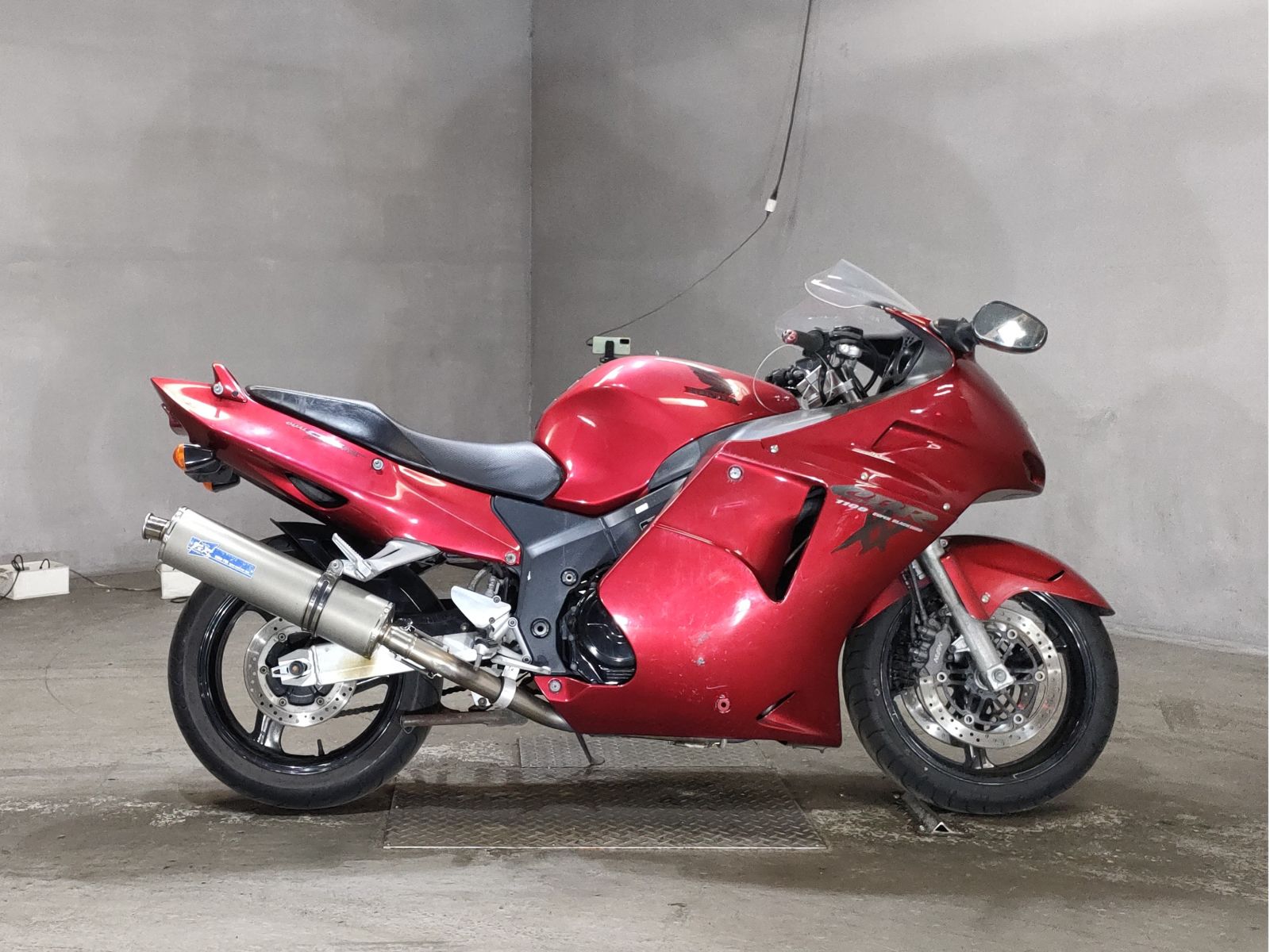 Honda CBR1100XX BLACKBIRD 1997