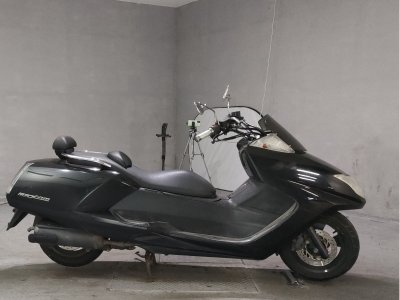 Yamaha MAGZAM
