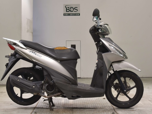 Suzuki ADDRESS V110