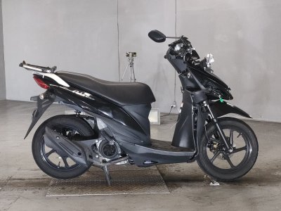 Suzuki ADDRESS V110