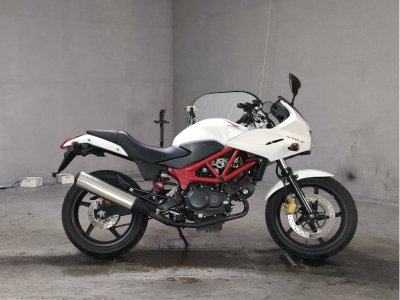Honda VTR250 2013