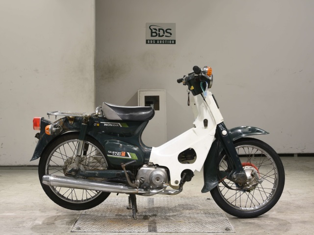 Honda C50 1989