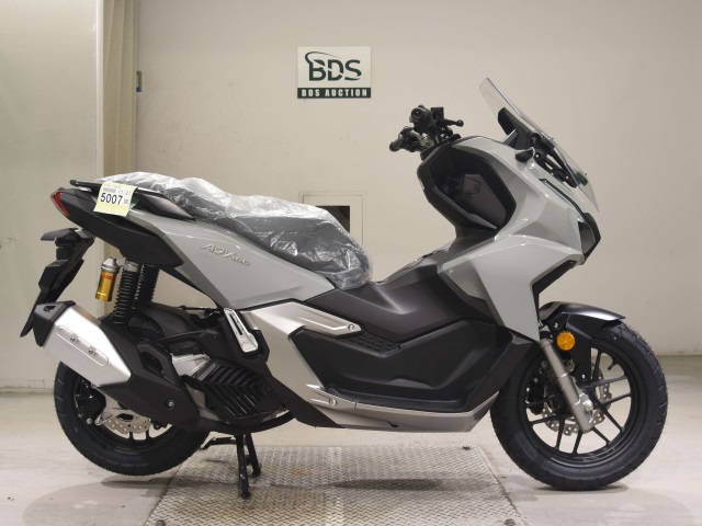 Honda ADV 160 2025