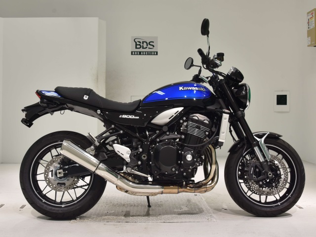 Kawasaki Z900RS 2024