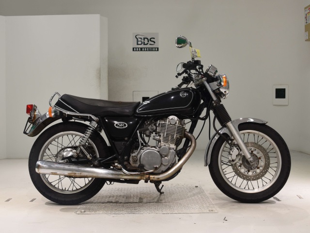 Yamaha SR400 2010