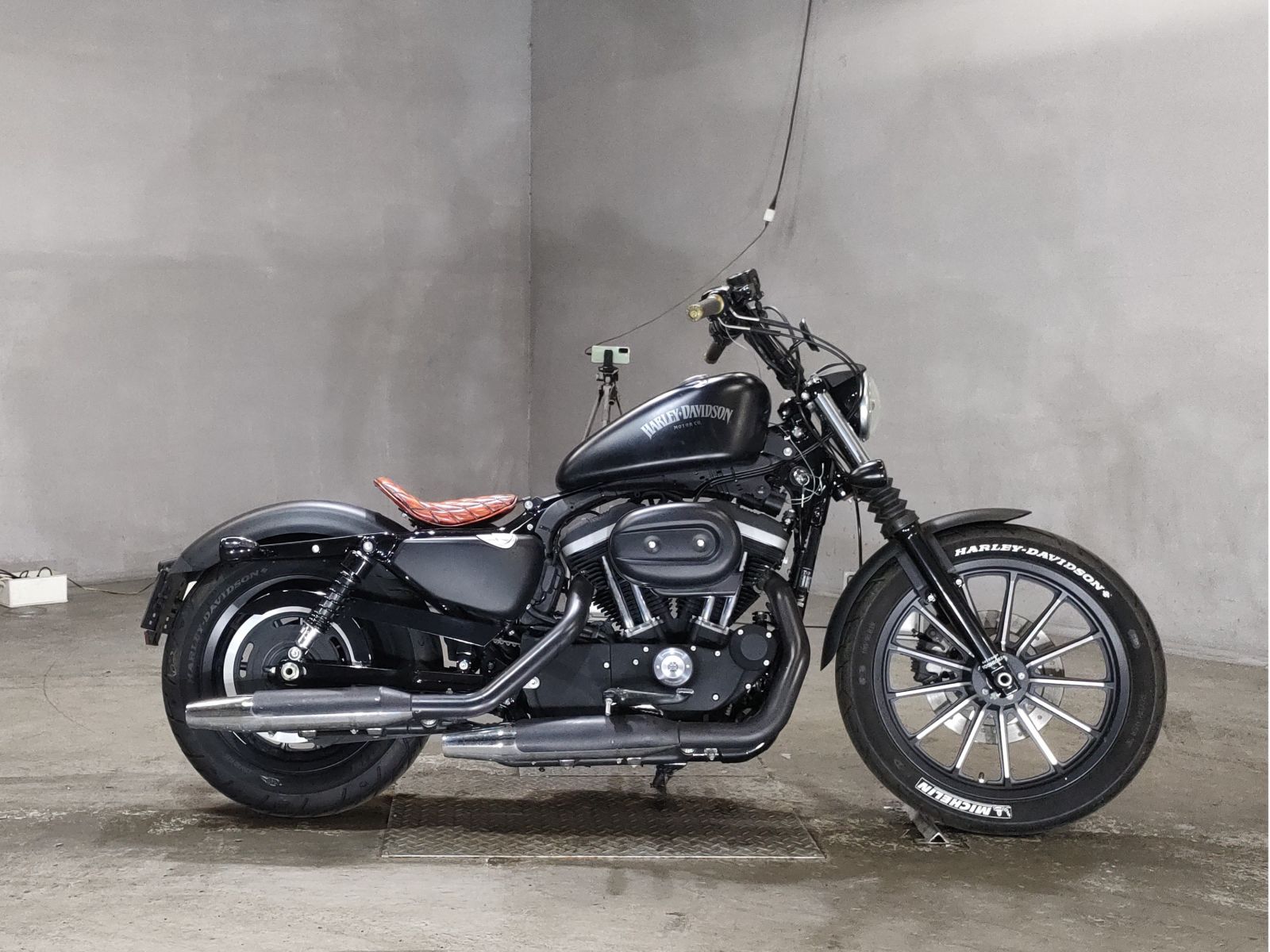 HD SPORTSTER IRON XL883N 2011
