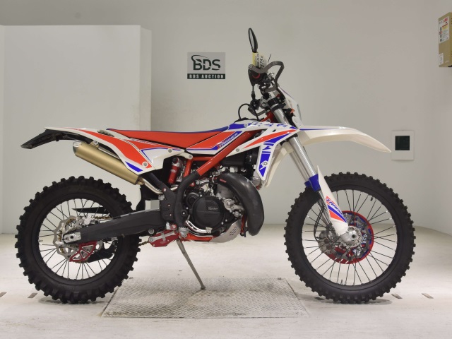 Beta ｸﾛｽ TRE ｰﾅｰ250 2022