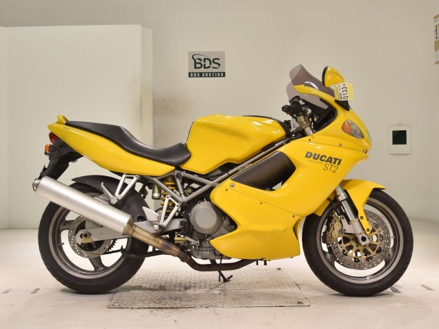 Ducati ST2 2004