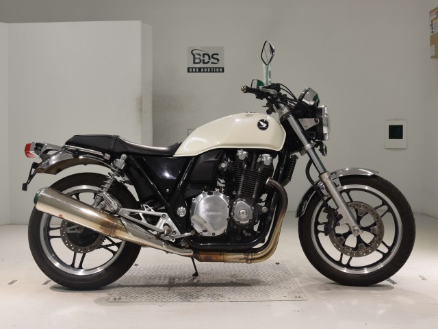 Honda CB1100 2010