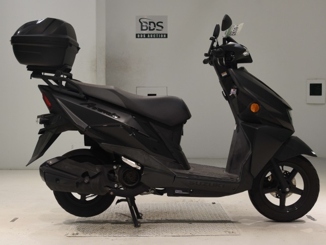 Suzuki AVENIS125
