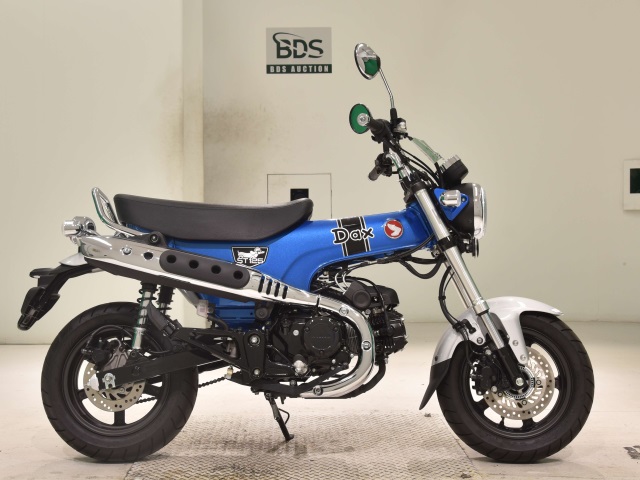 Honda DAX125 2022