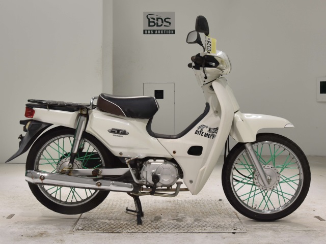 Honda SUPER CUB110 2012