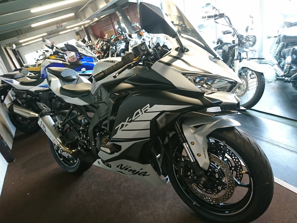 Kawasaki ninja zx-4r se 2024